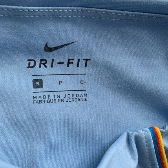 Nike Dri Fit Vintage Vinyasa 7/8 Leggings Sky Blue Rainbow Stripe Size Small - Picture 7 of 8